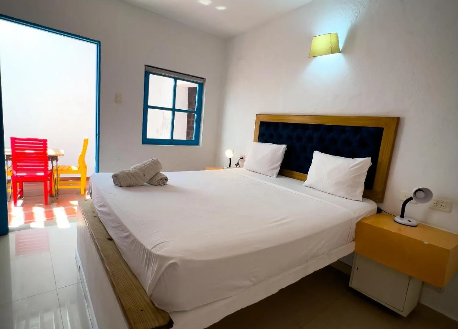 סנטה מרתה The Blue House Hostel לינה וארוחת בוקר סנטה מרתה