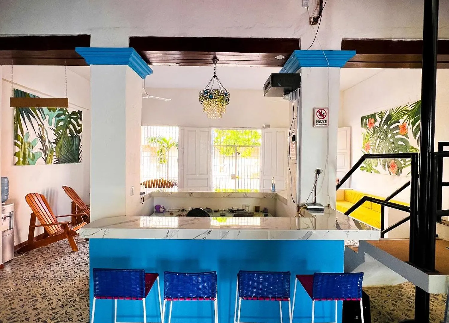 The Blue House Hostel Santa Marta  Bed & Breakfast