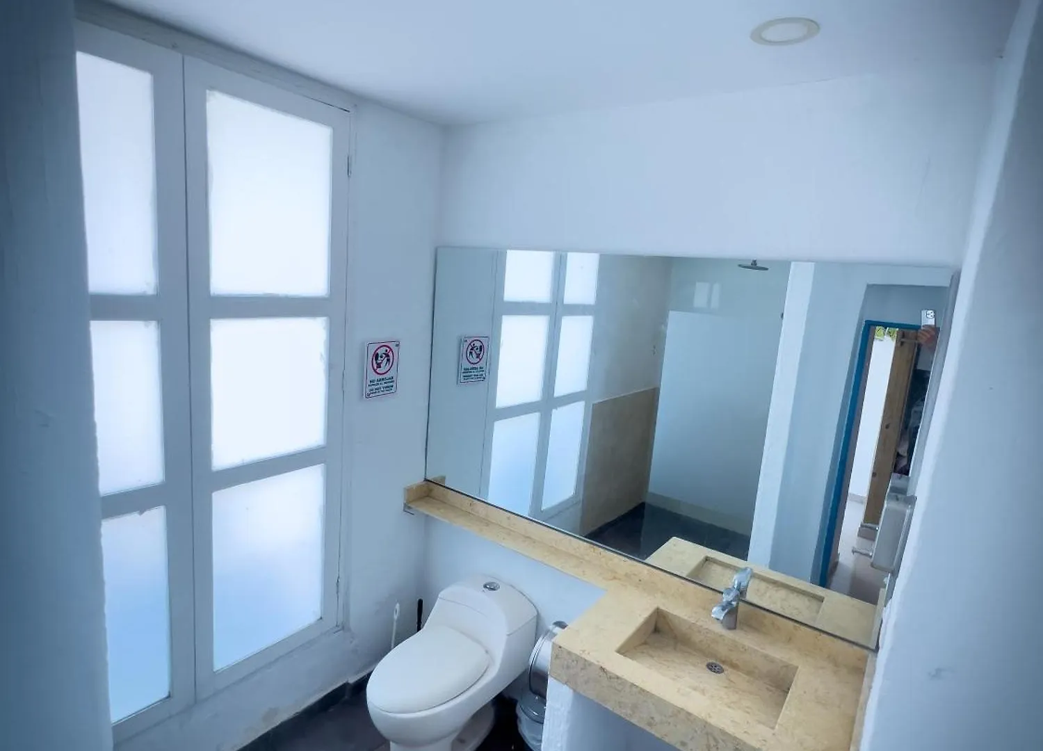 The Blue House Hostel Santa Marta